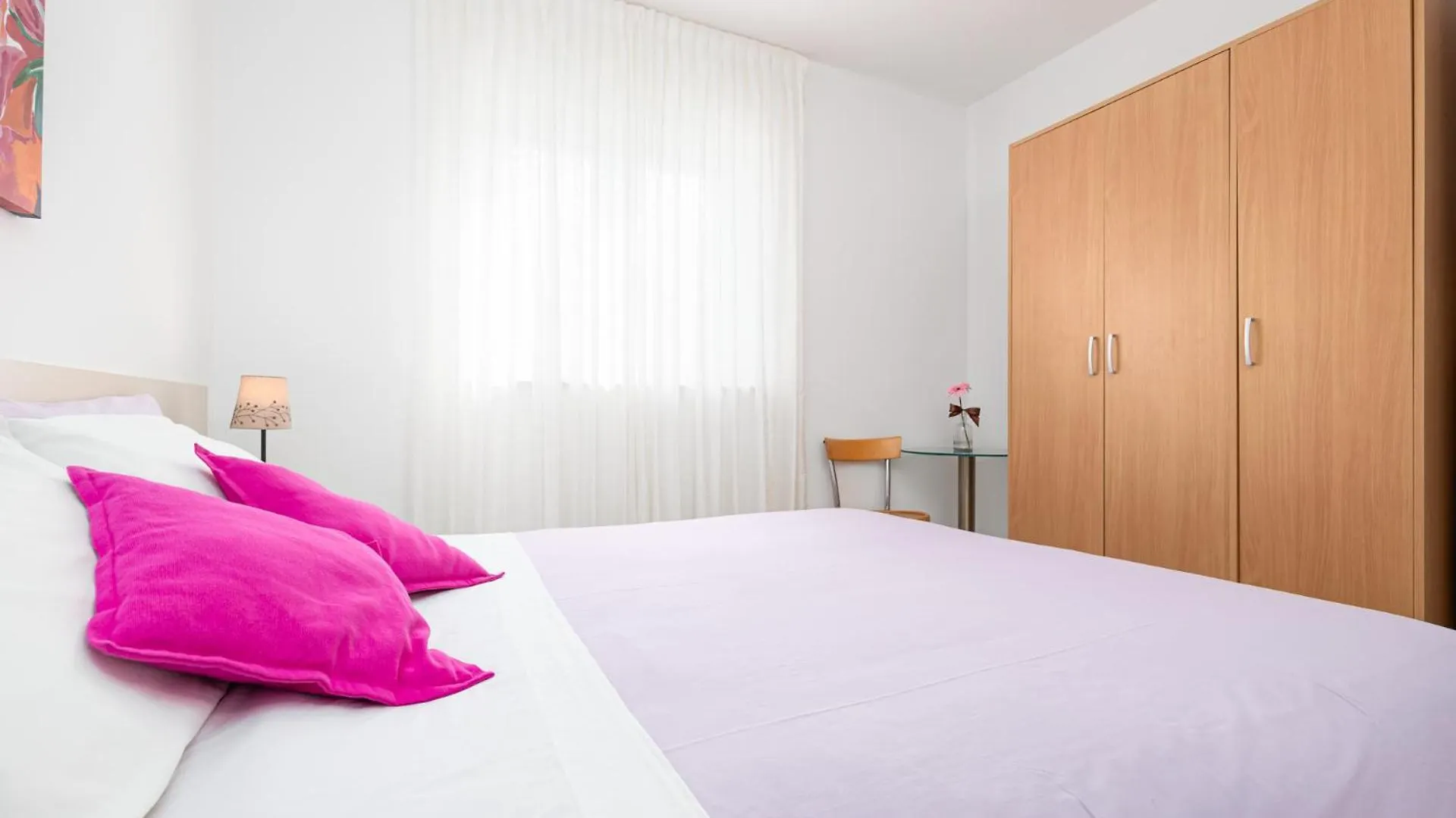 Apartment Maya With Sea View Porec Croatia